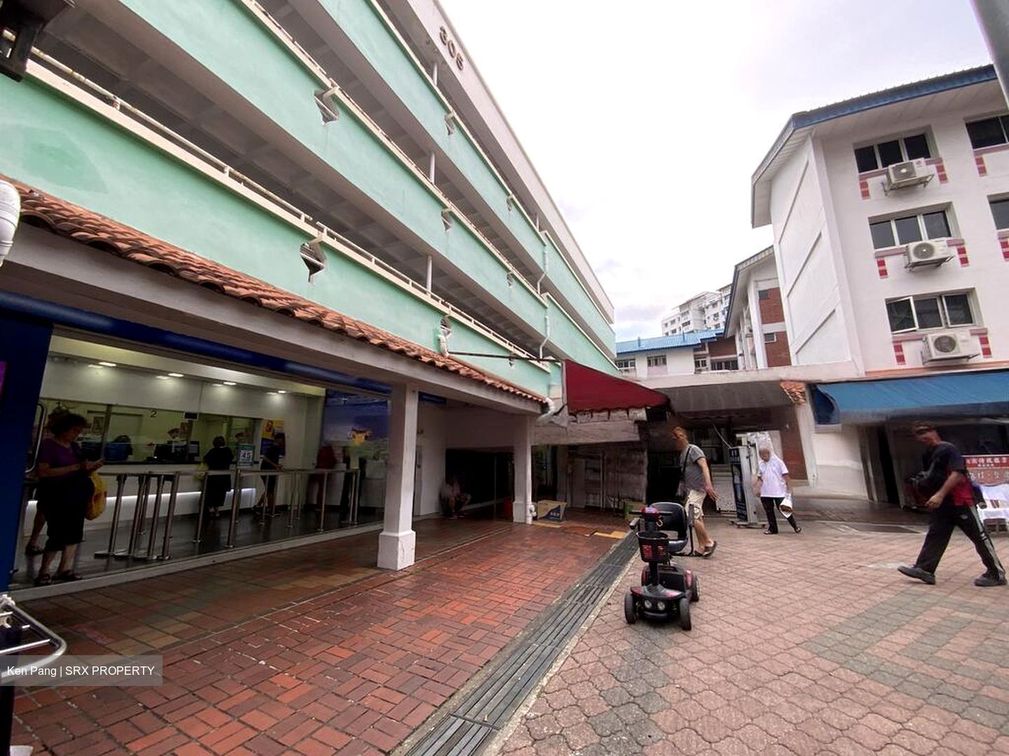 305 WOODLANDS STREET 31 (D25), Retail #483089011